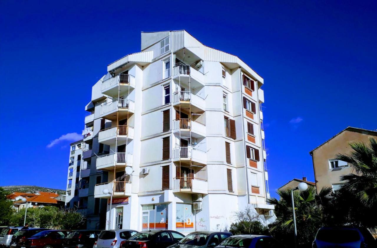 Apartman Buble Trogir Exterior foto